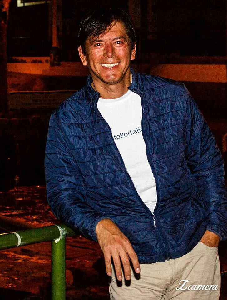 José Luis Ruiz presentará  show de Jesús Adrián Romero