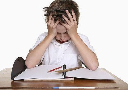 Agencias que hacen tareas escolares cada vez más concurridas