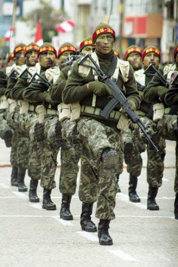 Fuerzas Armadas del Perú, de aniversario