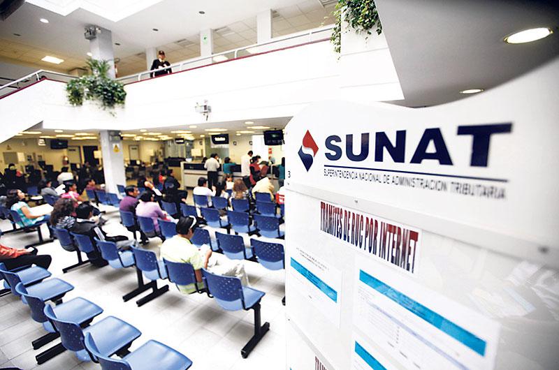 Multa de hasta S/.1800 por no presentar declaración de impuesto a la renta