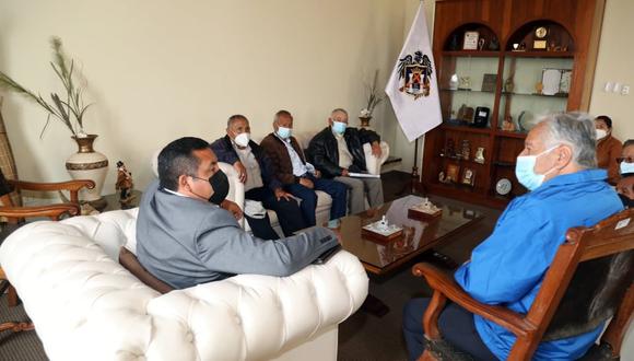José Ruiz se reunió con integrantes de la Central de Jubilados La Libertad y dijo que formulará una iniciativa legislativa.