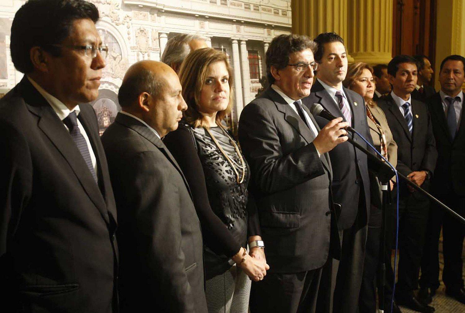 ​Bancada oficialista dividida por proyecto de 'Unión Civil'