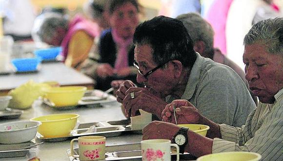 Gobierno olvida a comedores populares de Arequipa