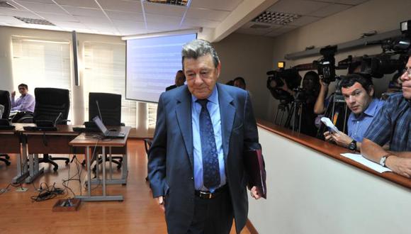 Lynch deberá responder hoy ante Roncagliolo por reunión con Movadef