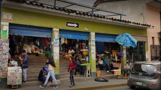 Puestos en mercados que sirven de almacén