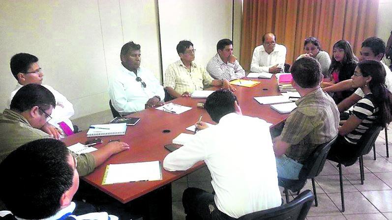 GORE y MPI elaboran plan para recuperar Huacachina