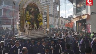 Así fue el último recorrido del año del Señor de los Milagros en Huancayo (FOTOS)