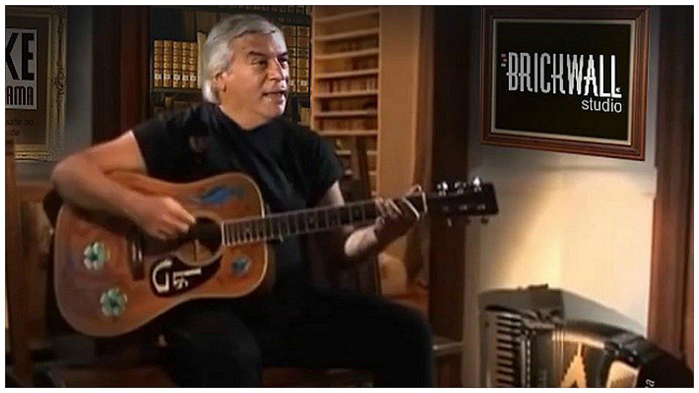 Facebook: "Popy"Olivera interpretó "Solo le pido a Dios" y se volvió viral (VIDEO)