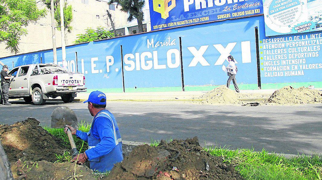 Trujillo: Detectan conexiones clandestinas de agua en un colegio particular 