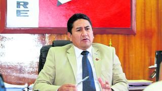 Vladimir Cerrón Rojas califica a Verónika Mendoza  de “banquera” por alianza con Patria Roja