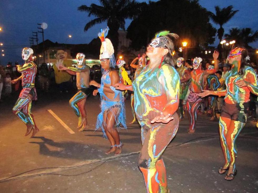 Carnaval amazónico 2013 en Iquitos con pasacalle y color (FOTOS)  