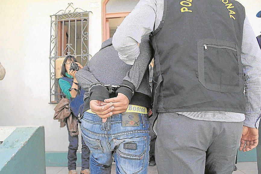 Menor de 15 años es detenido por golpear a su propia madre 