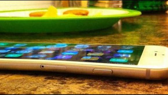 Quejas contra el iPhone 6 porque se dobla en el bolsillo