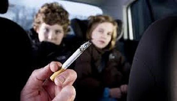​Humo de tabaco que se impregna en carro, ropa y paredes convierte a niños en fumadores pasivos