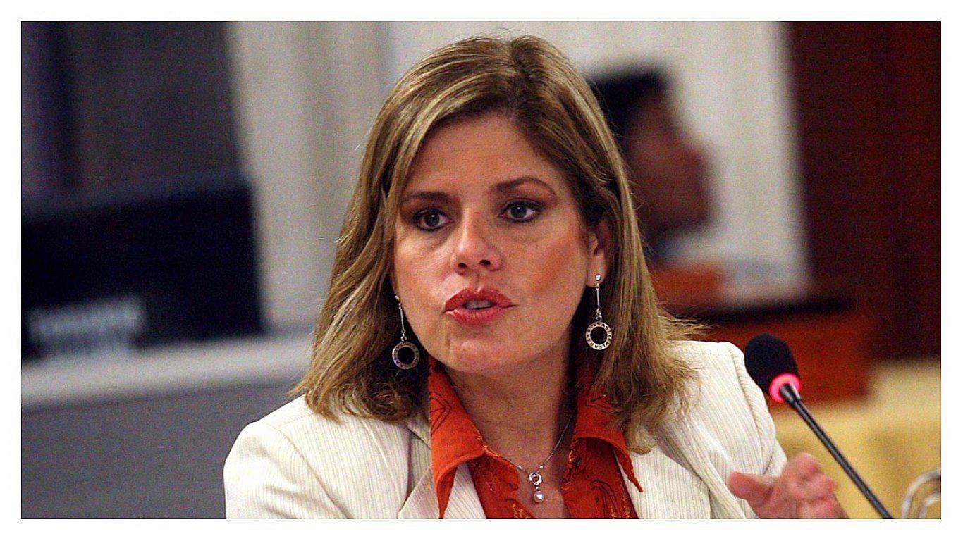 Mercedes Aráoz se reunirá con bancada de Nuevo Perú este lunes 2