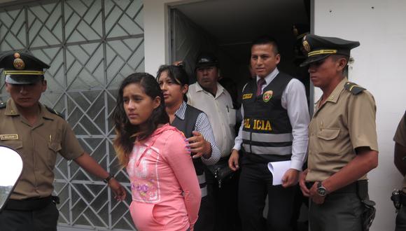 Huánuco: VIDEO muestra escándalo de jovencita que terminó en prisión por agredir a policía 