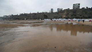 Por fuerte oleaje, vacunatorios de Agua Dulce y de la Costa Verde cierran temporalmente (FOTOS)