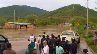 Lluvias en Piura: Alumnos no pueden acceder a su colegio tras el desborde del río Piura