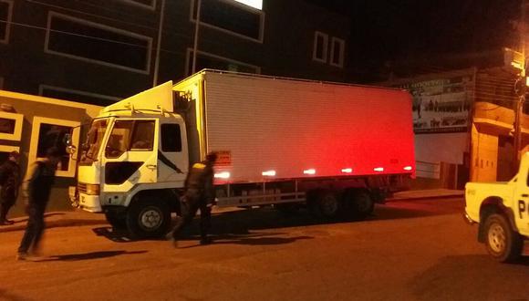 Tumilaca: Policía Fiscal interviene camión con placas adulteradas