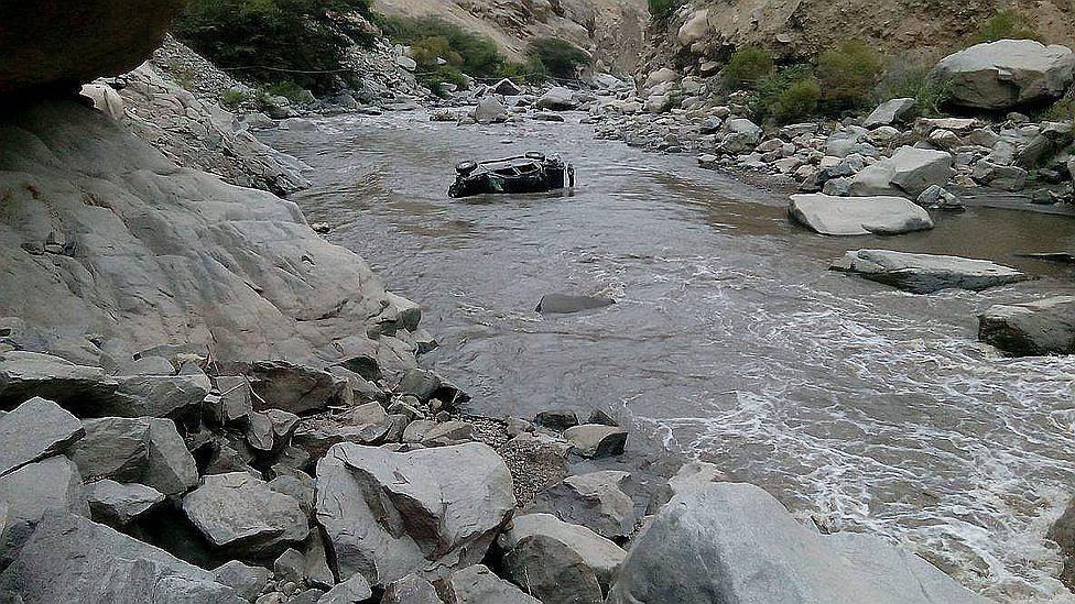 Chimbote: Así rescataron al fiscal que cayó a río  (Vídeo) 