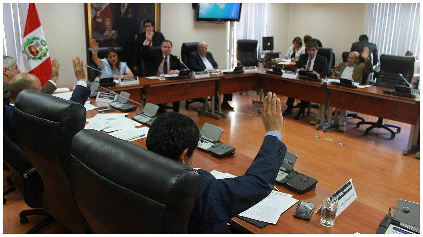 Comisión de Cultura aprueba proyecto de ley que protege danzas tradicionales del país 