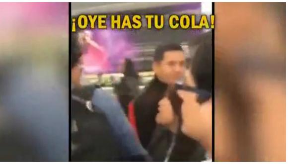 ​Metropolitano: Mujer golpea a joven porque no la dejó colarse (VIDEO)