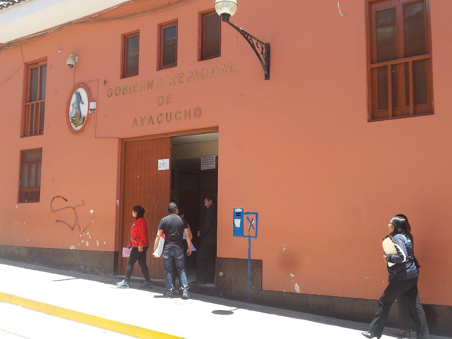 Sindicato del GRA envía pliego petitorio a gobernador regional para solución de problemas