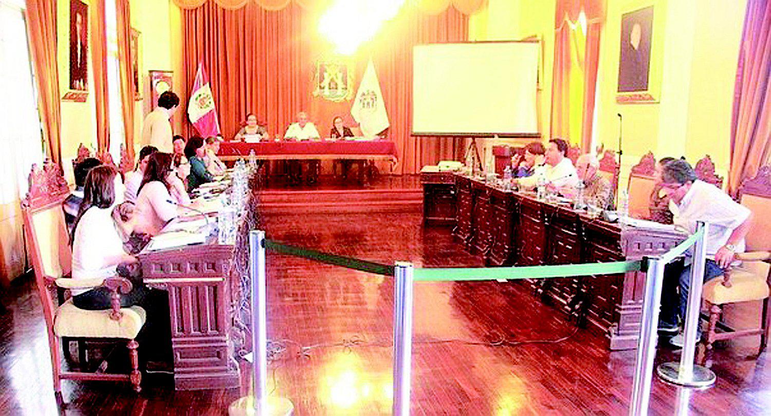 Trujillo: Regidores denuncian a alcalde y funcionarios 
