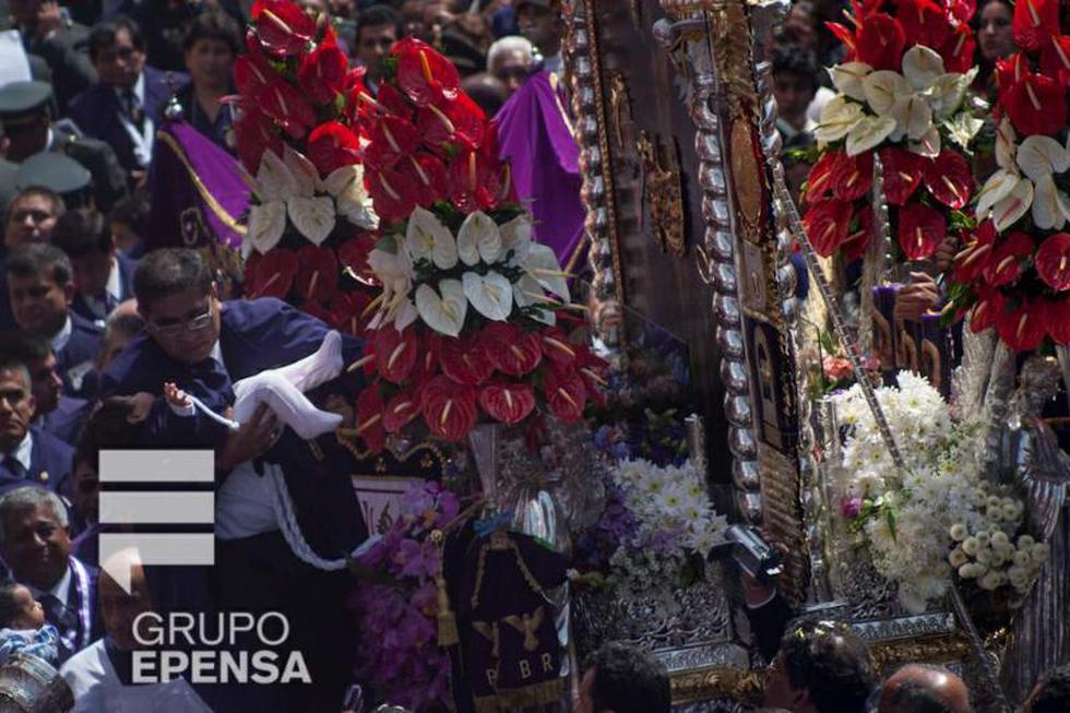 FOTOS: Así fue el retorno del Señor de los Milagros a Las Nazarenas