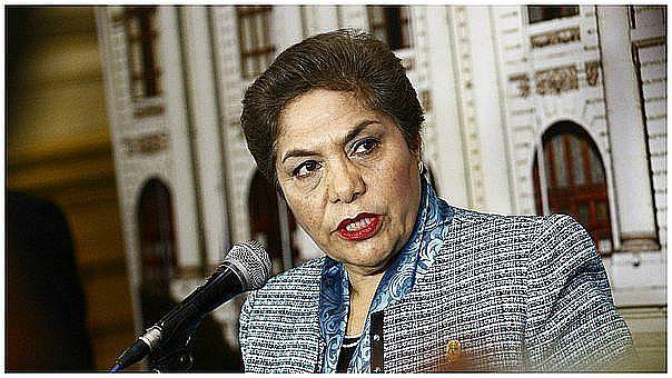 Luz Salgado fue internada de emergencia por problemas cardiacos 