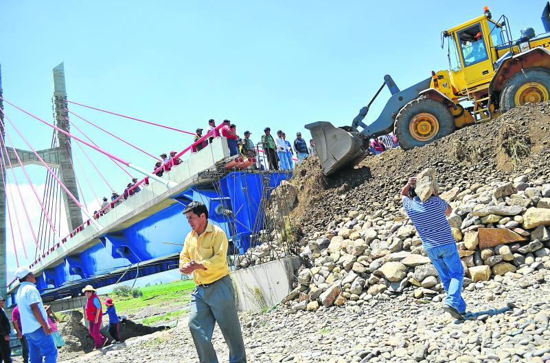 Tercer peritaje definirá continuidad de proyecto de puente Comuneros