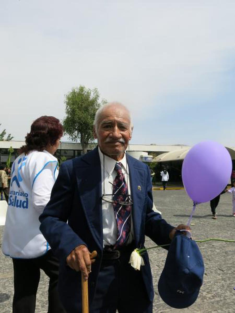 Señor de los Milagros derramo bendiciones a enfermos