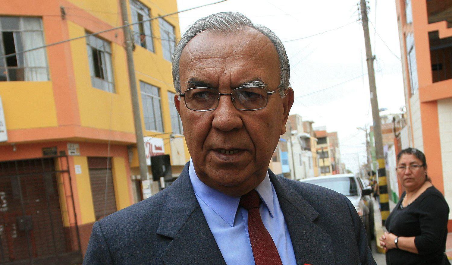 Sociedades patrióticas demandan solución Piden explicación por obra