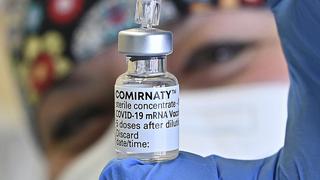 Comité de EE.UU. recomienda priorizar vacunas contra el COVID-19 de Pfizer y Moderna sobre la de Johnson & Johnson