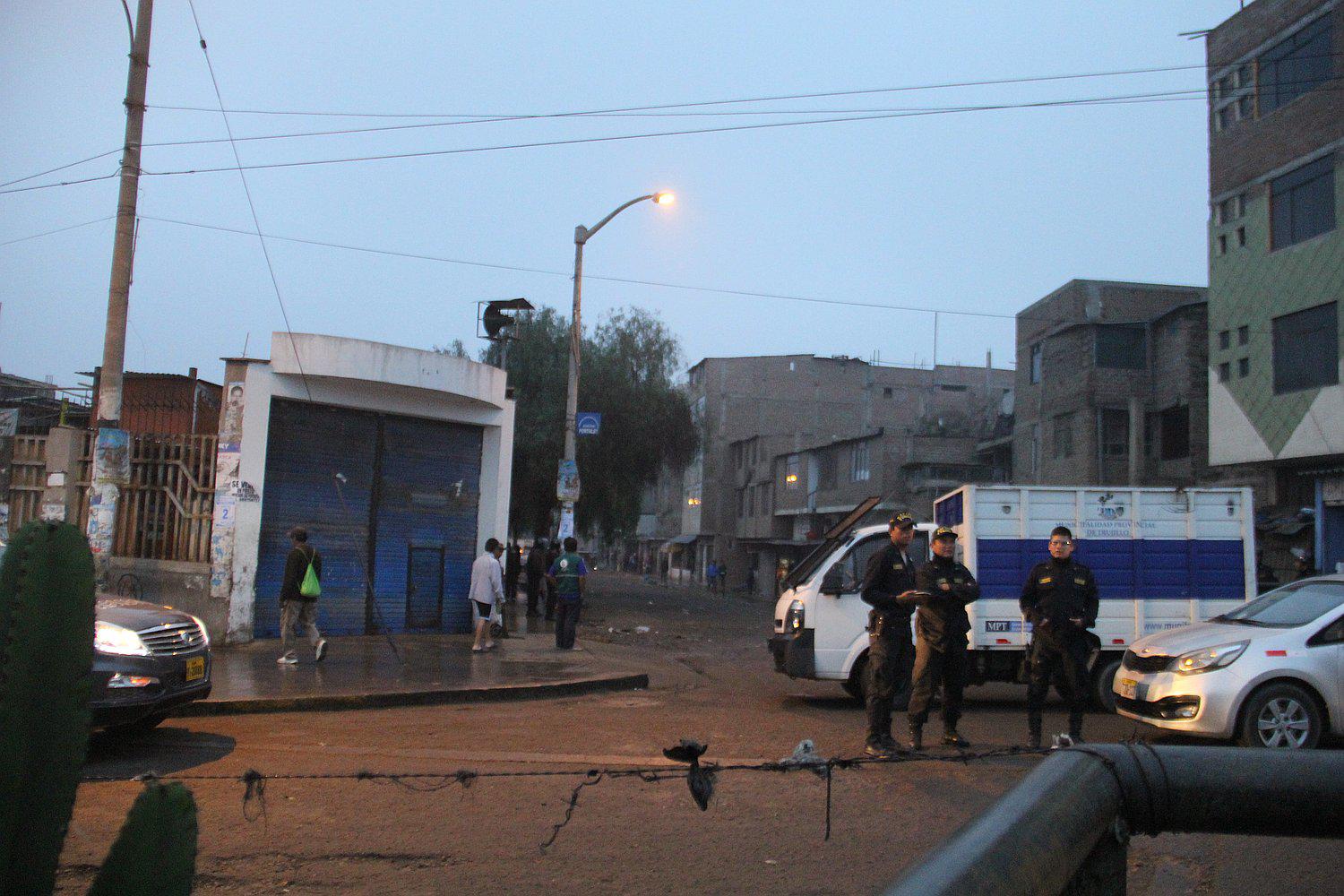 Trujillo: Retiran a 200 ambulantes de los alrededores del Mercado Los Portales