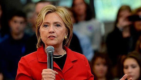 ​Hillary Clinton reconoce que se equivocó al no informar sobre neumonía