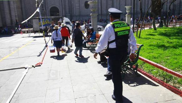 Arequipa: Cinco policías municipales sancionados por omisión de funciones
