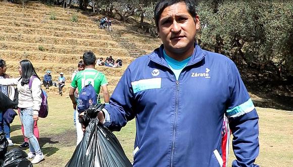 Escolares recogen 50 kilos de basura del Bosque Dorado 