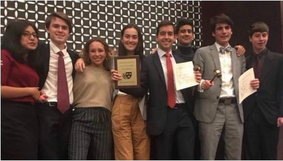 Escolares peruanos ganan concurso organizado por Harvard y ONU