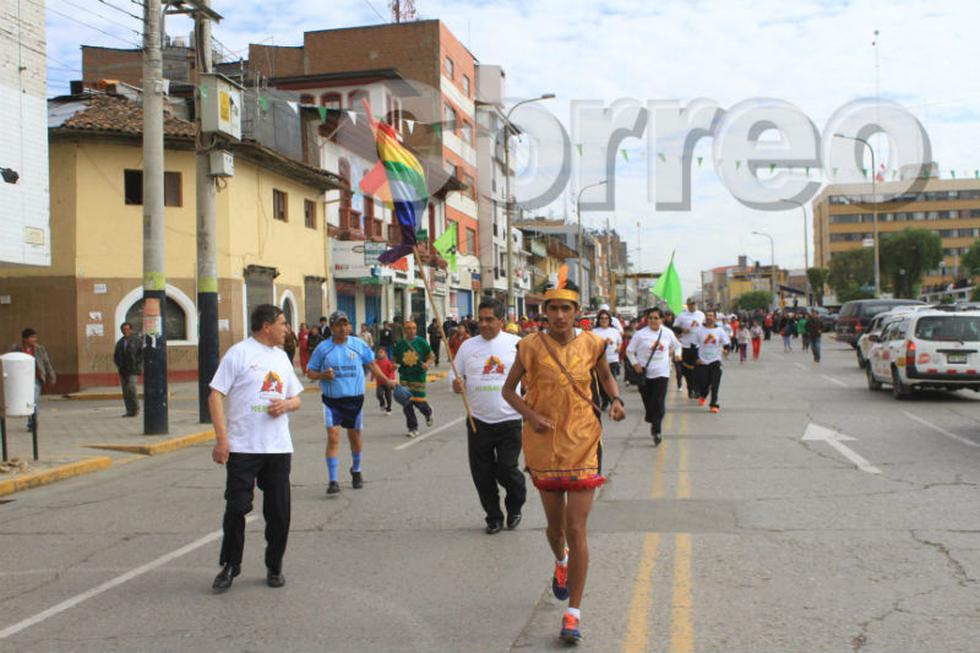 Inicia carrera de chasquis que unirá 5 regiones (FOTOS)