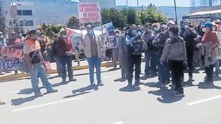 Pobladores protestan en Condesuyos por mal estado de pista