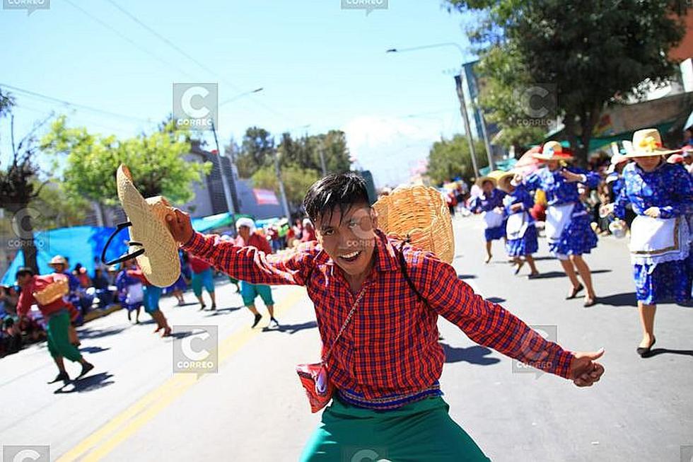 ​Alegría en el X Pasacalle Regional por el 478 Aniversario de Arequipa (FOTOS)