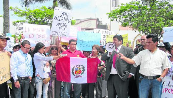 Arroyo y Álvarez señalan  a Ollanta Humala