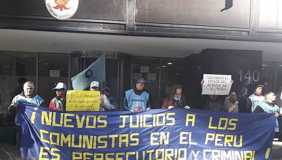 ONG denuncia que realizan propaganda terrorista frente a consulado de Perú en Argentina
