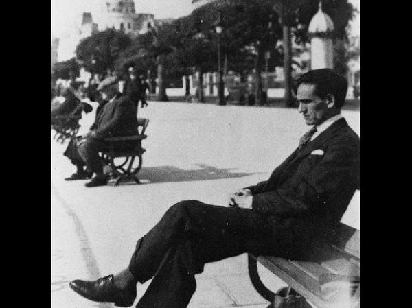 Rinden homenaje a César Vallejo por aniversario de su muerte