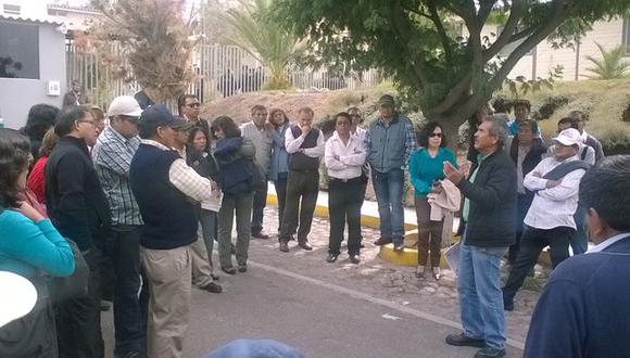 Arequipa: A 45 trabajadores de la Autodema se les bajó el sueldo de mil a 750 soles 