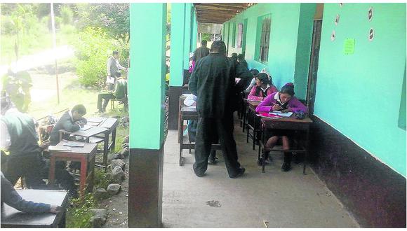 ​Escolares no tienen donde estudiar tras sismo que afectó su centro educativo