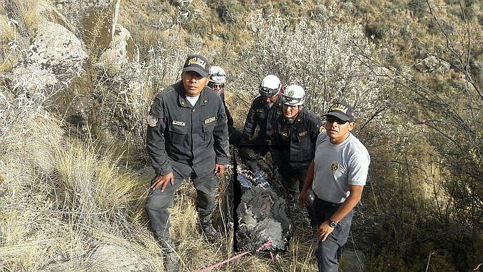 Leñador muere tras caer a un abismo de 60 metros (VIDEO)