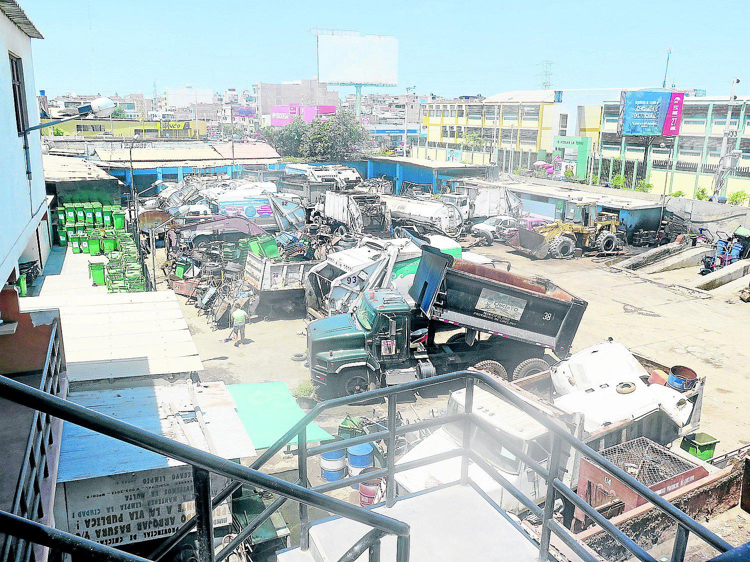 Denuncian ilegalidad en alquiler de 10 compactadoras