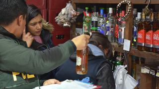 Incautan más de 2 mil soles en licores de contrabando y con fecha vencida en Huancavelica